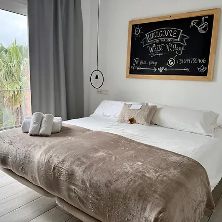 White Village Boutique, 3*