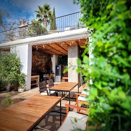 Hotel White Village Boutique,