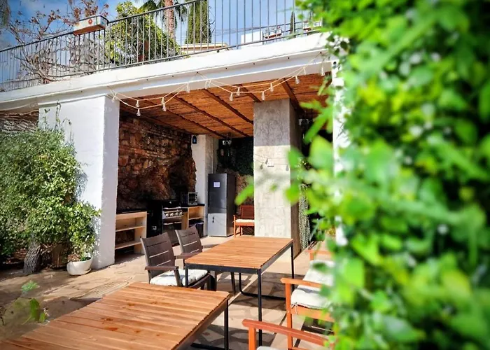 Hotel White Village Boutique,